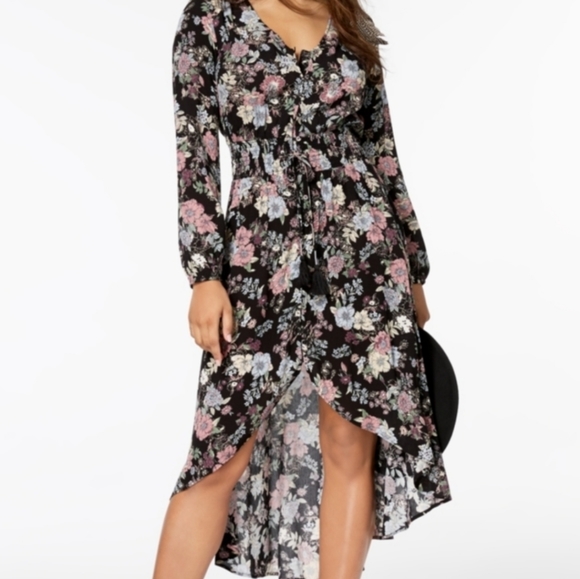 American Rag Dresses & Skirts - Boho Hi low floral smocked waist dress